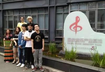 美國蒙特沃德高中師生上海音樂谷之行 一次跨越文化的演出經紀合作